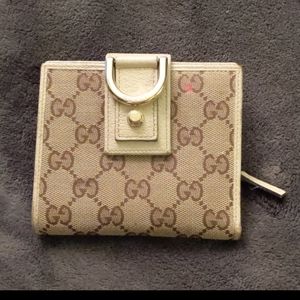 Authentic Gucci Canvas Tan Cream Bi-fold Wallet